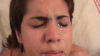 Zeshkania e bukur latine ka seks të ashpër